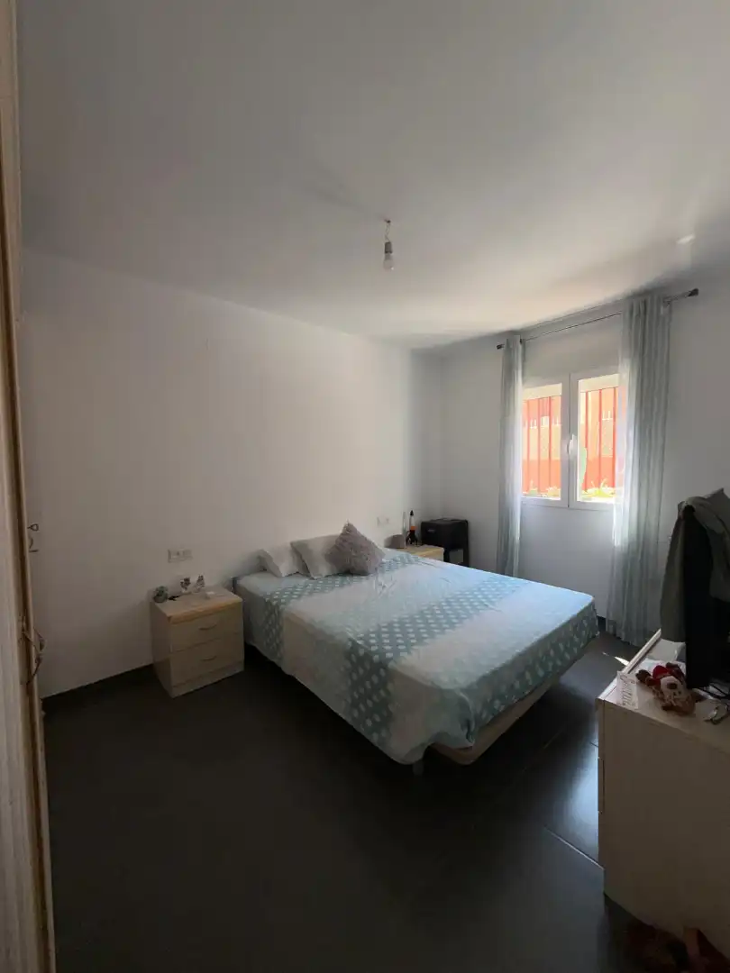 Bedroom of Flat for sale in Peligros  with Air Conditioner