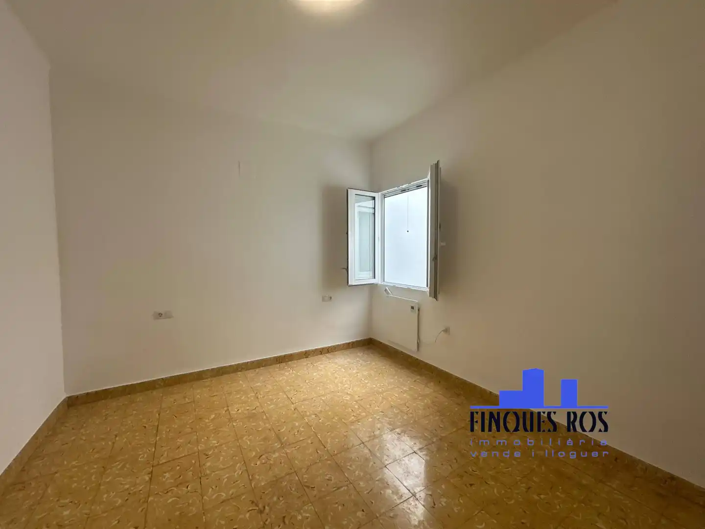 Flat for sale in Casco Urbano