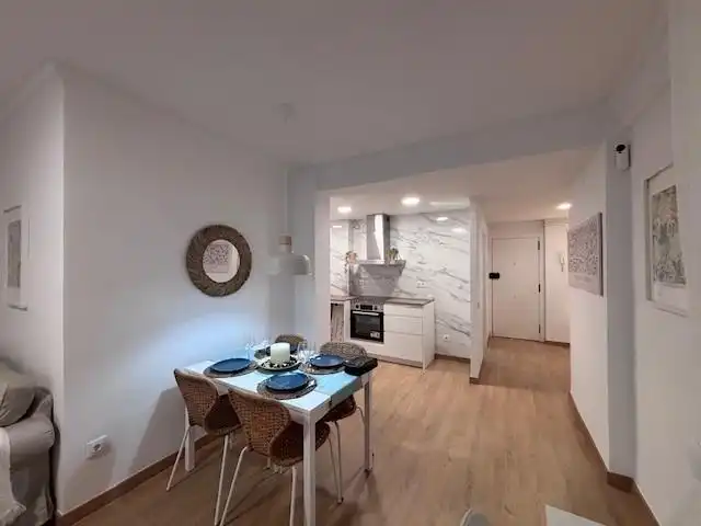 Piso en venta en Avenida Gran Via de les Corts Catalanes, Hostafrancs