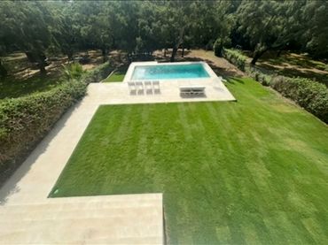 Maison mitoyenne avec piscine à vendre à Sotogrande Alto