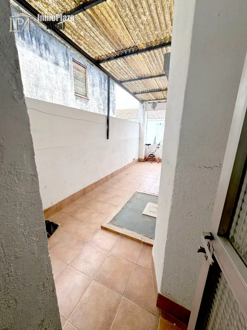Detached homes for sale in Benifaió  with Air Conditioner, Terrace and Storage room