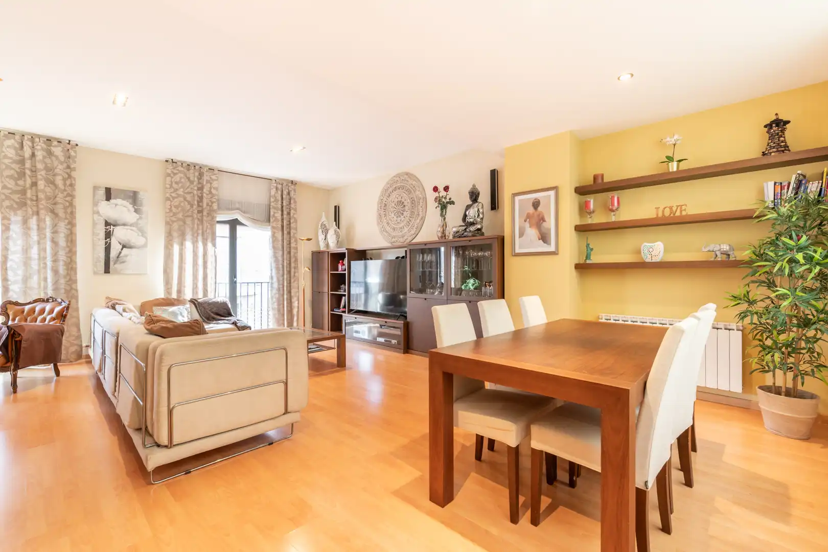 Living room of Attic for sale in Sant Cugat del Vallès  with Air Conditioner, Heating and Parquet flooring