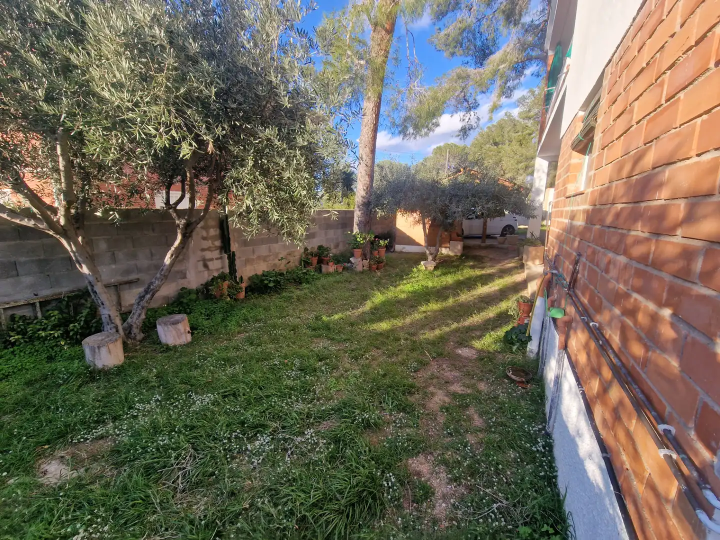 Jardí de Casa o xalet en venda en Cubelles amb Calefacció, Jardí privat i Terrassa