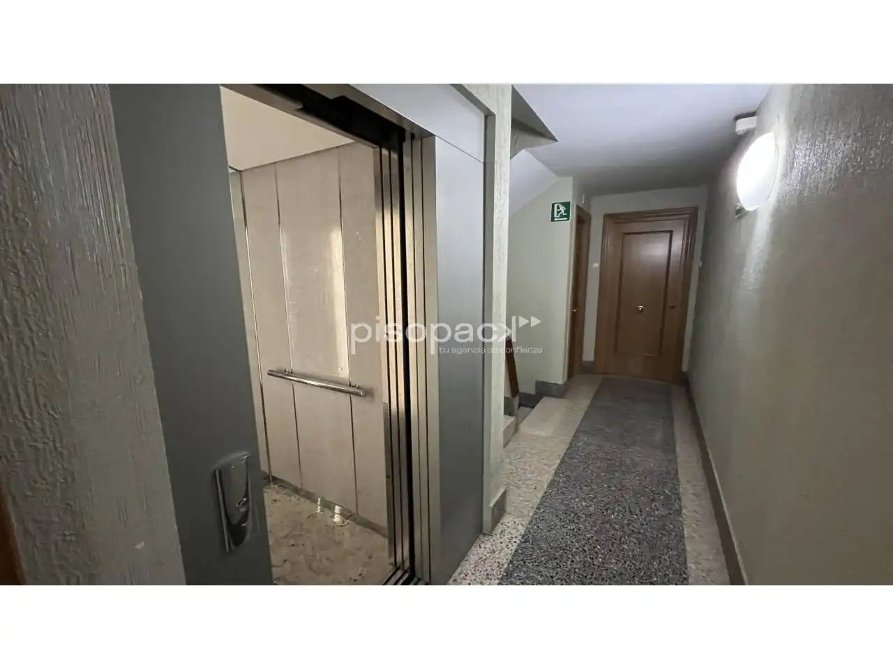 Piso en venta en  Pamplona / Iruña con Calefacción y Alarma