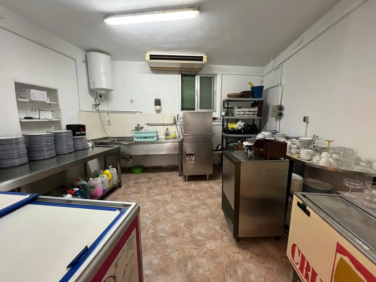 Business premises for transfer in Torres de la Alameda, imagen 22
