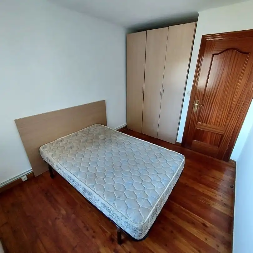 Habitación de Piso en venta en Otxandio con Calefacción y Balcón