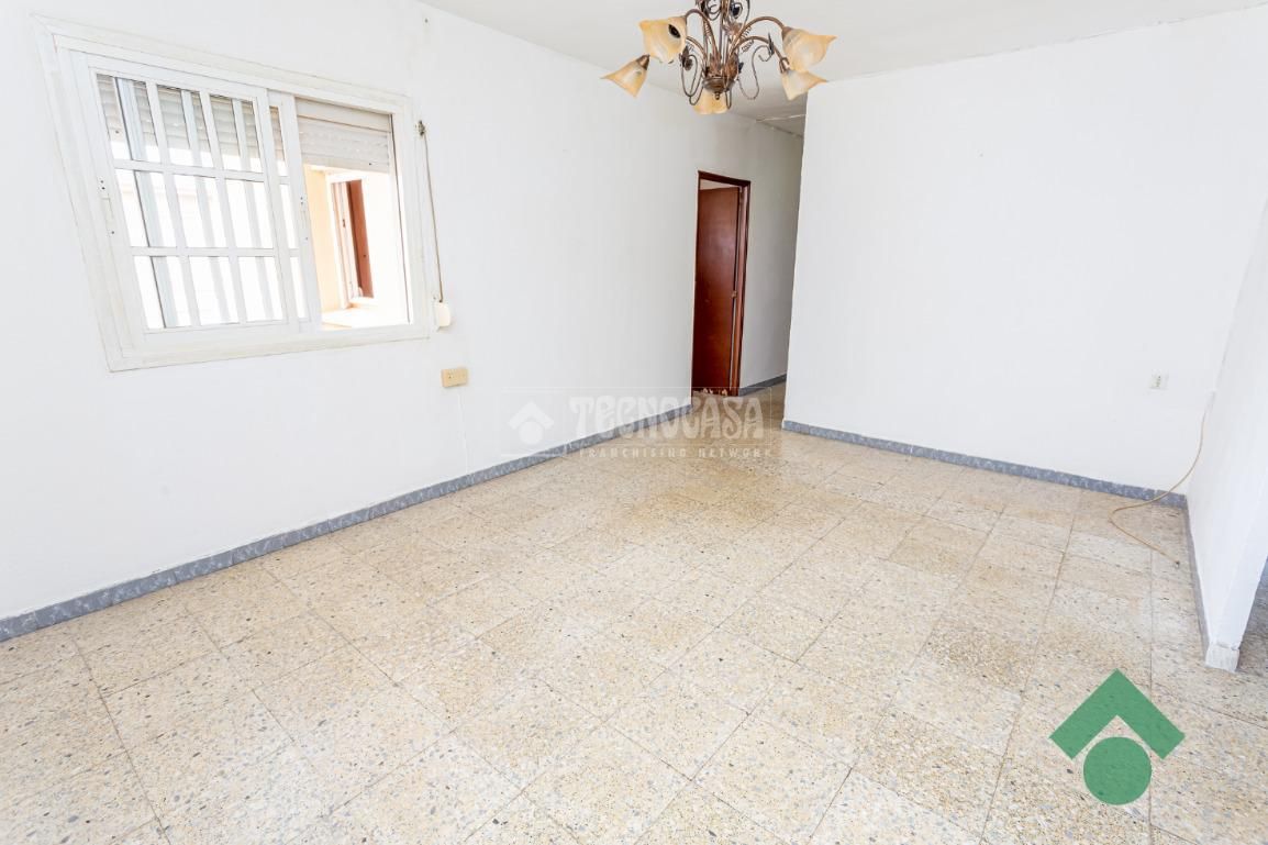 Living room of Flat for sale in Algeciras