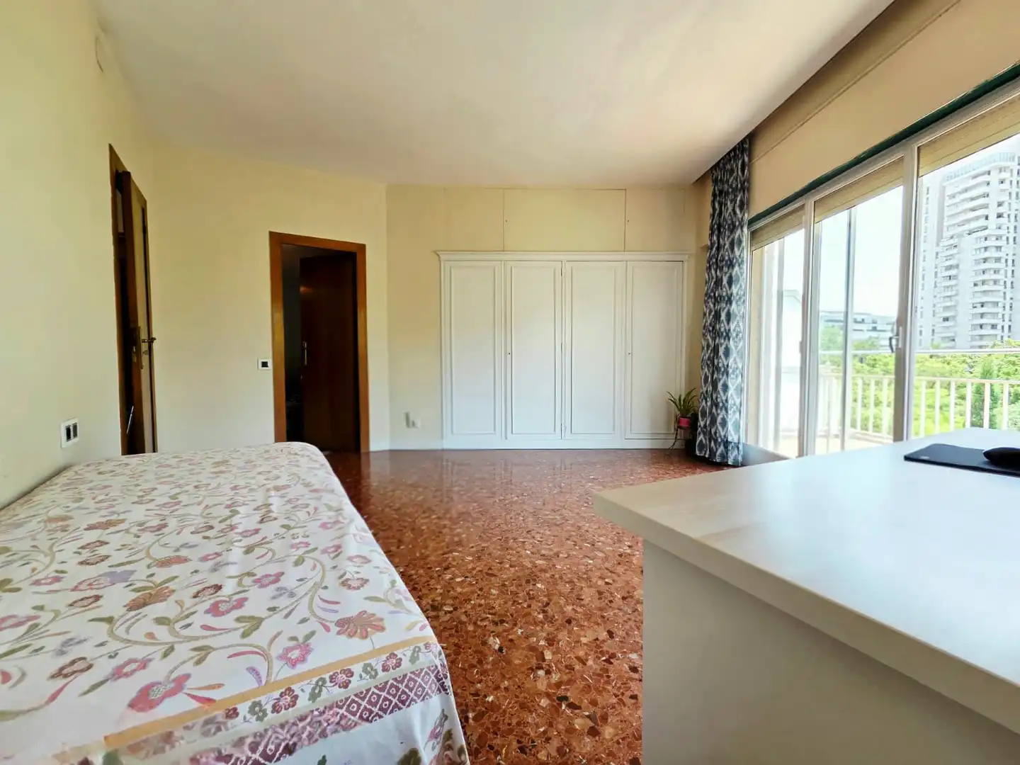 Bedroom of Flat for sale in Barcelona  with Air Conditioner, Heating and Terrace