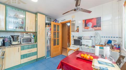 Foto 5 de Casa adosada en venda a Hispanoamérica - Comunidades, Madrid