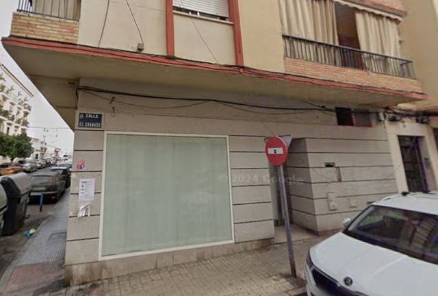 Local comercial en Venta en C/ El Granado en Fuentepiña
