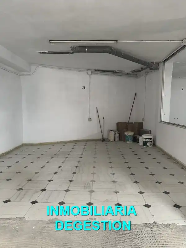 Aparcament amb ascensor en venda a Calle Zambrana, imagen 6