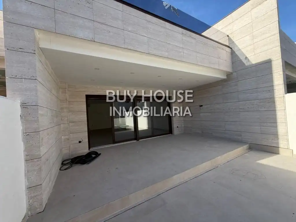 Terraced house with pool for sale in Parque Manuel de Vega - Carretera de Ugena, imagen 8