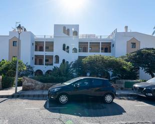 Vista exterior de Apartament en venda en San Bartolomé de Tirajana amb Terrassa i Balcó