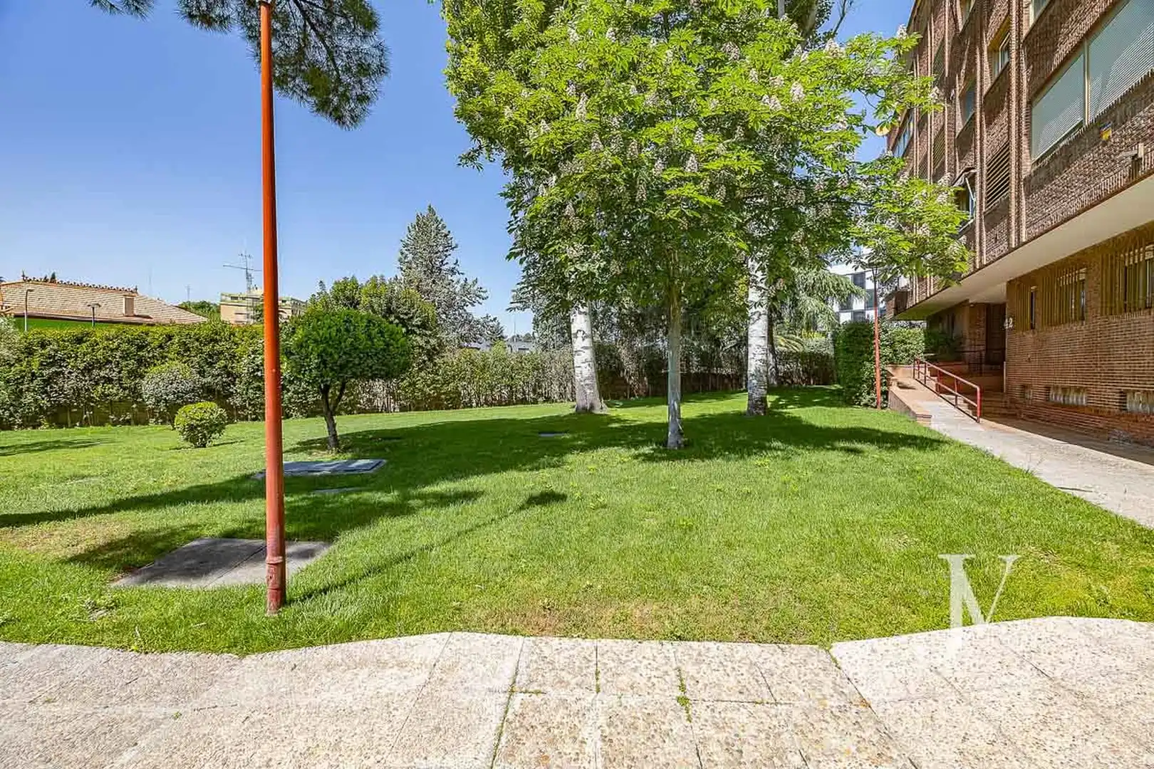 Jardí de Pis en venda en Madrid amb Aire condicionat, Calefacció i Terrassa