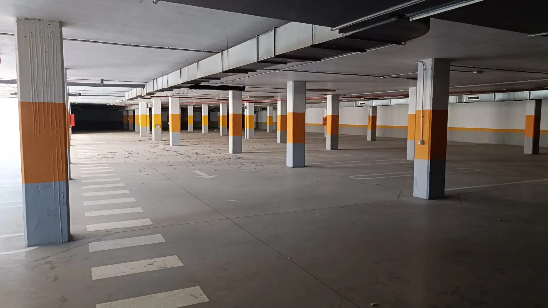 Parking of Commercial properties for rent in El Ejido  with Air Conditioner, Heating and Parquet flooring