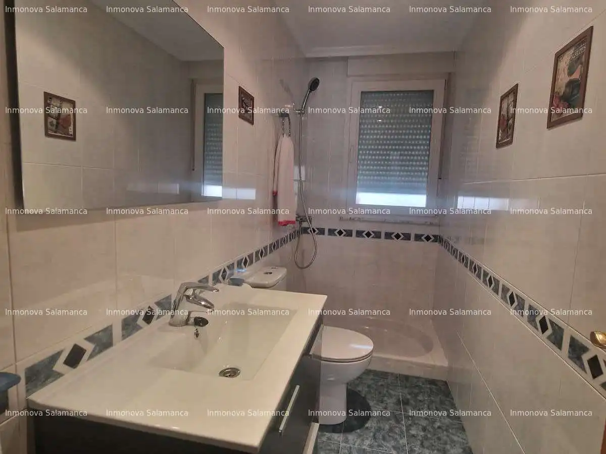 Flat with balcony to rent in Rollo - Puente Ladrillo, imagen 12