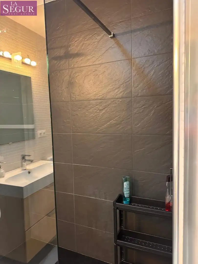 Bany de Apartament en venda en Cádiz