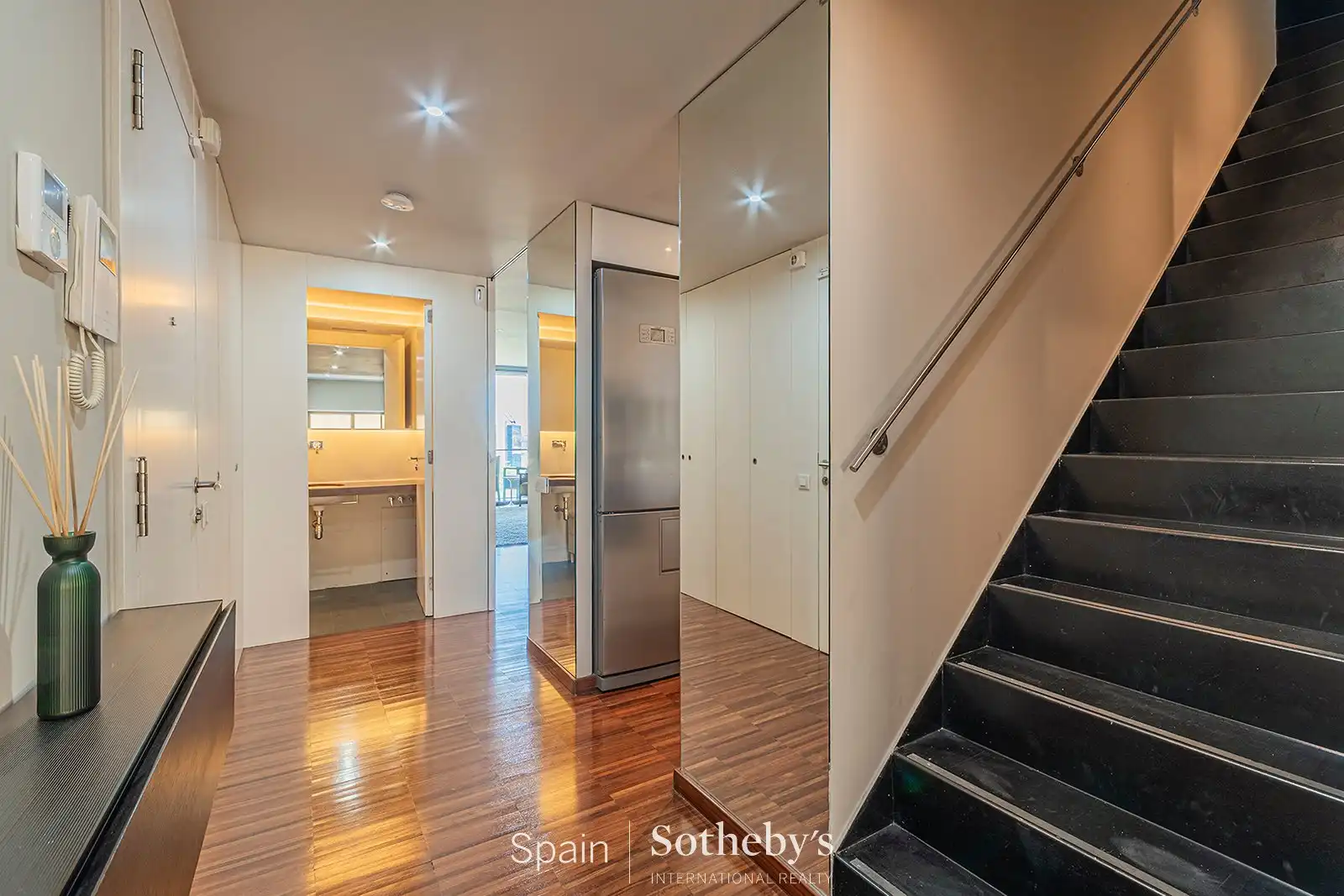 Ático en venta en Barcelona con Aire acondicionado, Terraza y Piscina