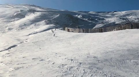 Foto 2 de Dúplex en venda a Calle Maribel, 1, Zona media, Sierra Nevada