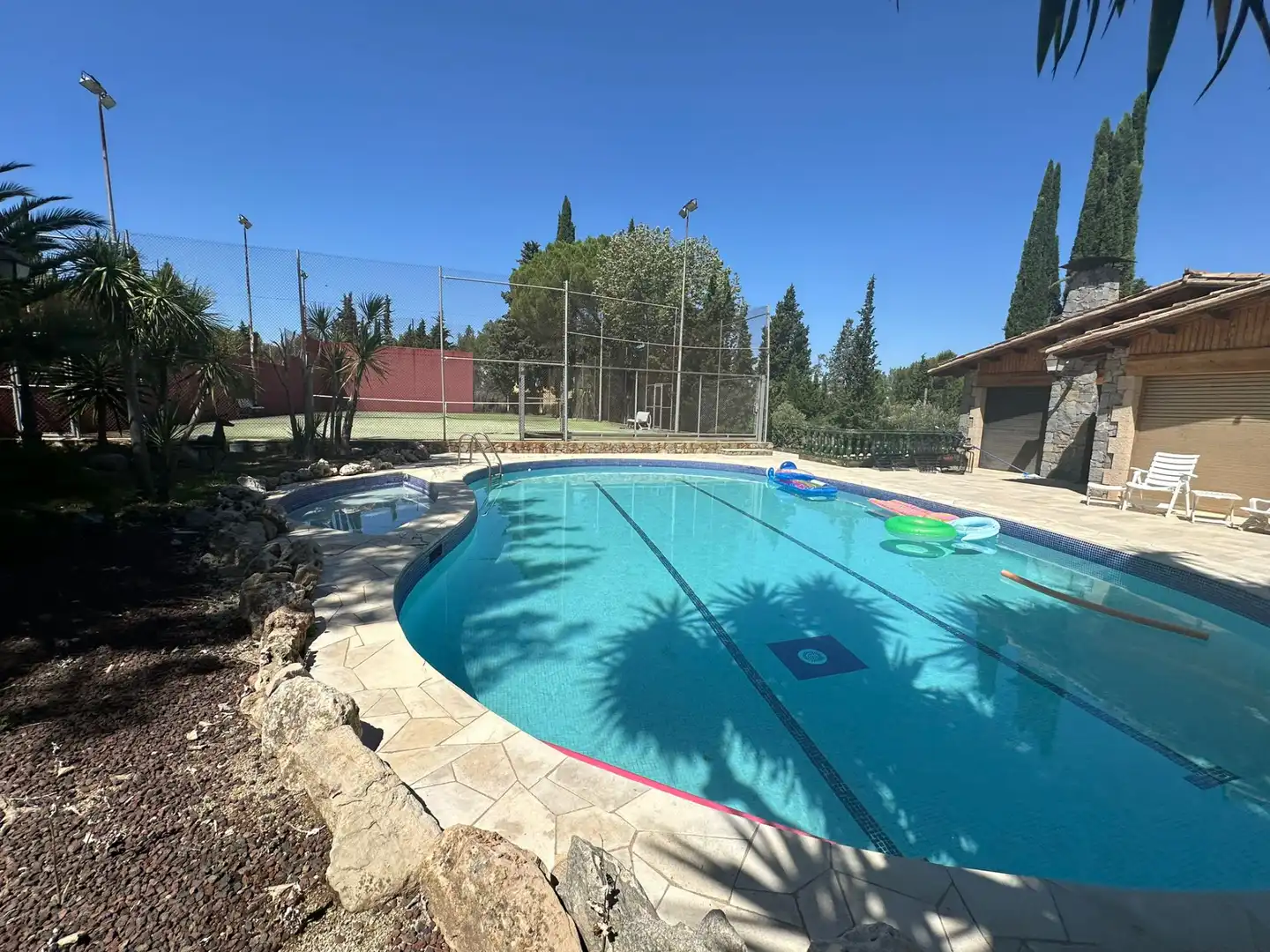 Chalet con terraza en venta en Carrer de la Vinya 4, imagen 3