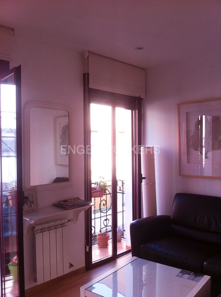 Terraza de Apartamento en venta en  Madrid Capital con Calefacción, Amueblado y Balcón