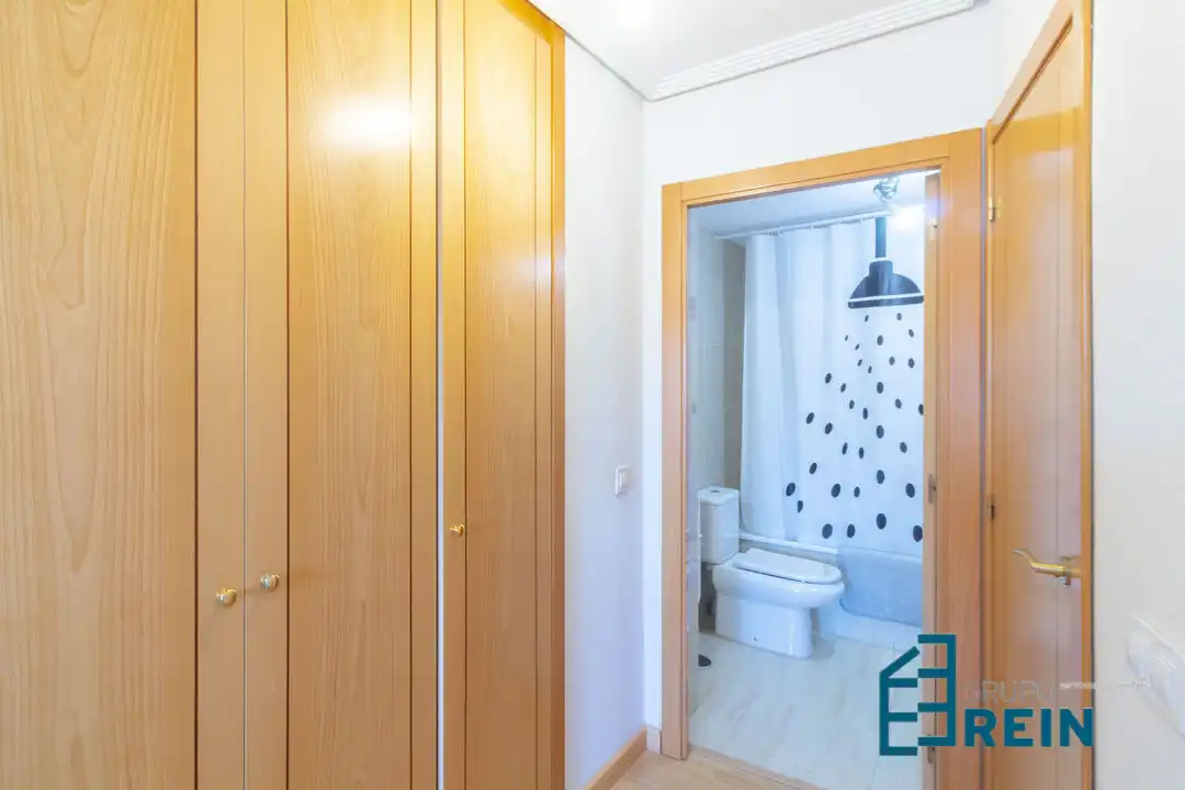 Bedroom of Flat for sale in Recas  with Air Conditioner and Heating