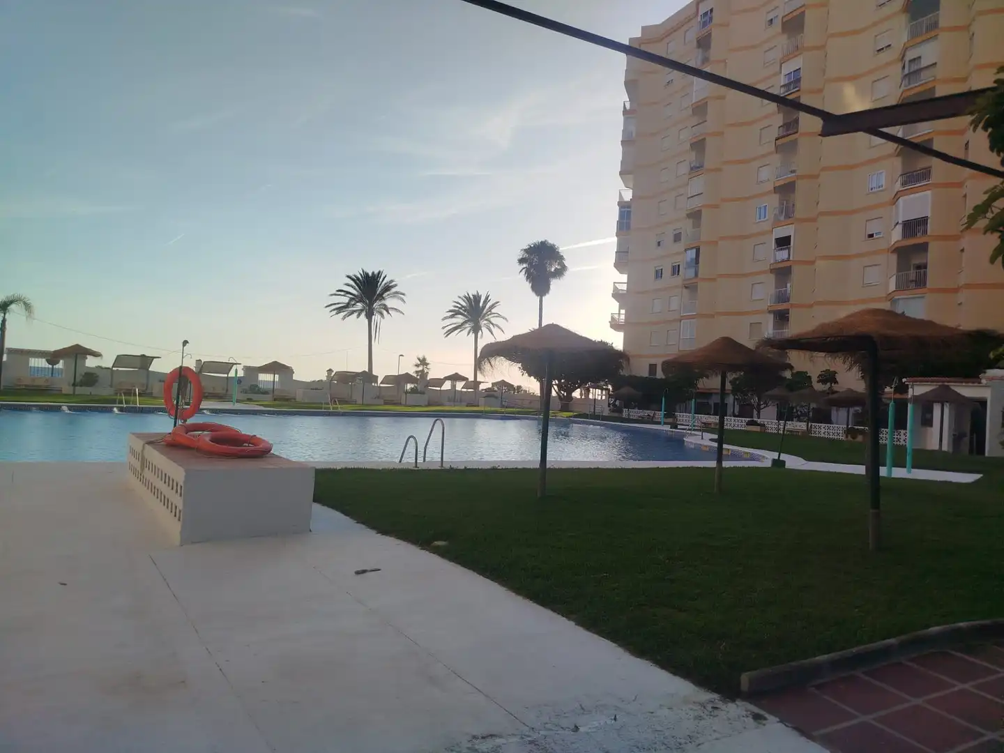 Piscina de Apartament en venda en Torrenueva Costa amb Moblat