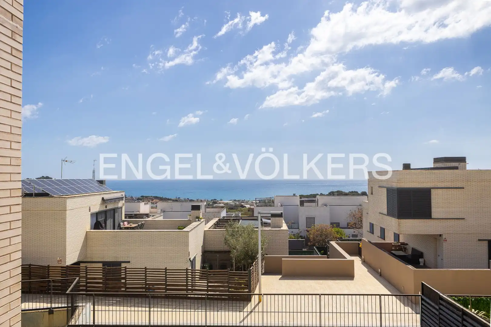 Terraza de Casa adosada en venta en Mataró con Aire acondicionado, Calefacción y Jardín privado