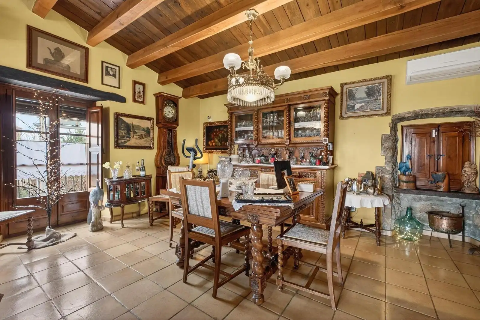 Casa rústica con piscina en venta en Carrer Carrer Castell, imagen 9