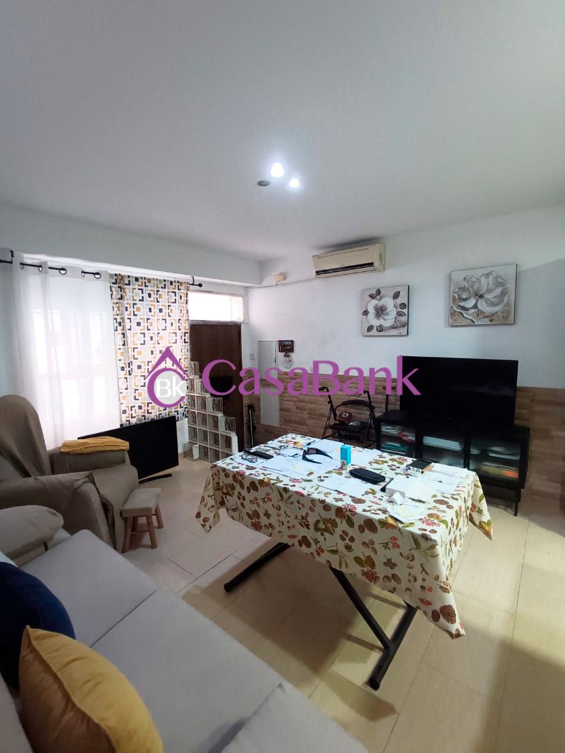 Living room of Flat for sale in  Córdoba Capital  with Air Conditioner, Storage room and Furnished
