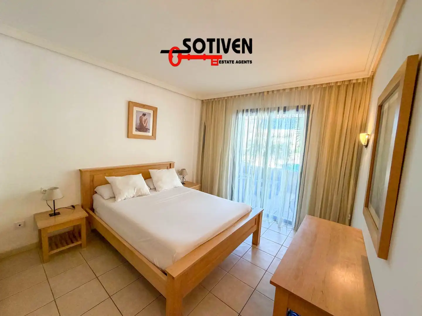 Habitación de Apartamento de alquiler en Santiago del Teide con Terraza y Piscina comunitaria