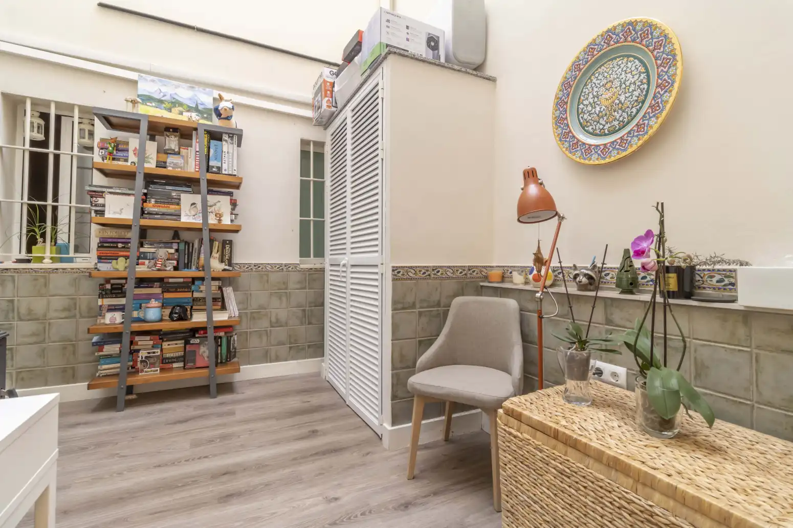 Flat for sale in Sevilla  with Air Conditioner, Heating and Balcony