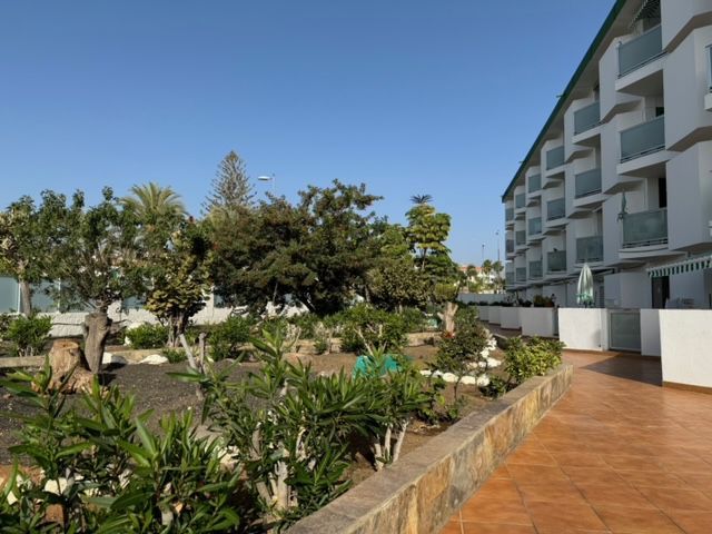 Exterior view of Apartment for sale in San Bartolomé de Tirajana  with Air Conditioner, Terrace and Furnished