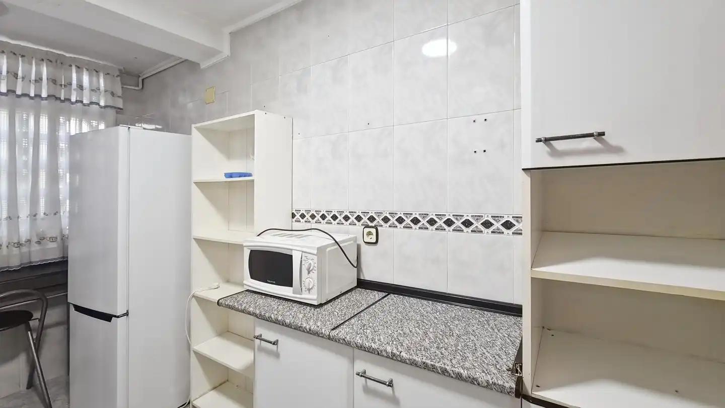 Piso en venta en Calle Aldeanueva de la Vera, Las Águilas