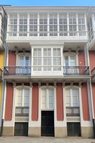 Piso en Venta en Rúa Santiago Rey Fernández Latorre en Cuatro Caminos - Plaza de la Cubela