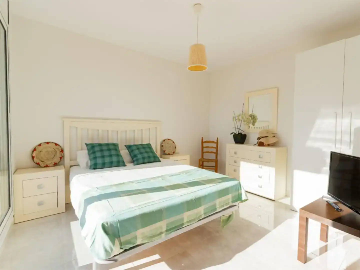 Bedroom of Houses for sale in Roda de Berà  with Swimming Pool and Balcony