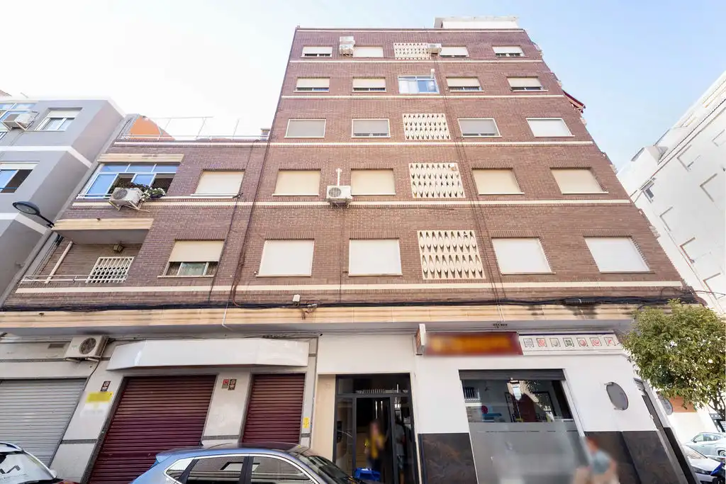 Attico con ascensore in vendita a C/ Brigadier Algarra