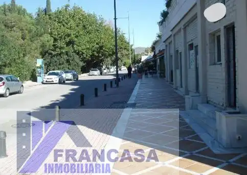 Local comercial en venda a Nueva Andalucía, imagen 3