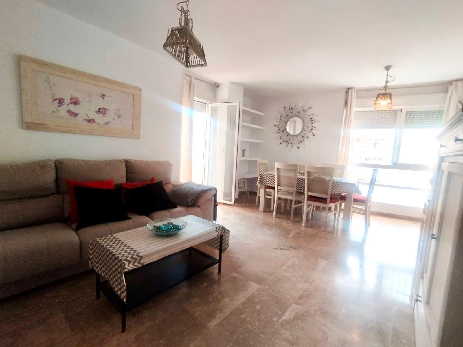 Sala d'estar de Pis en venda en Málaga Capital amb Aire condicionat, Jardí privat i Traster