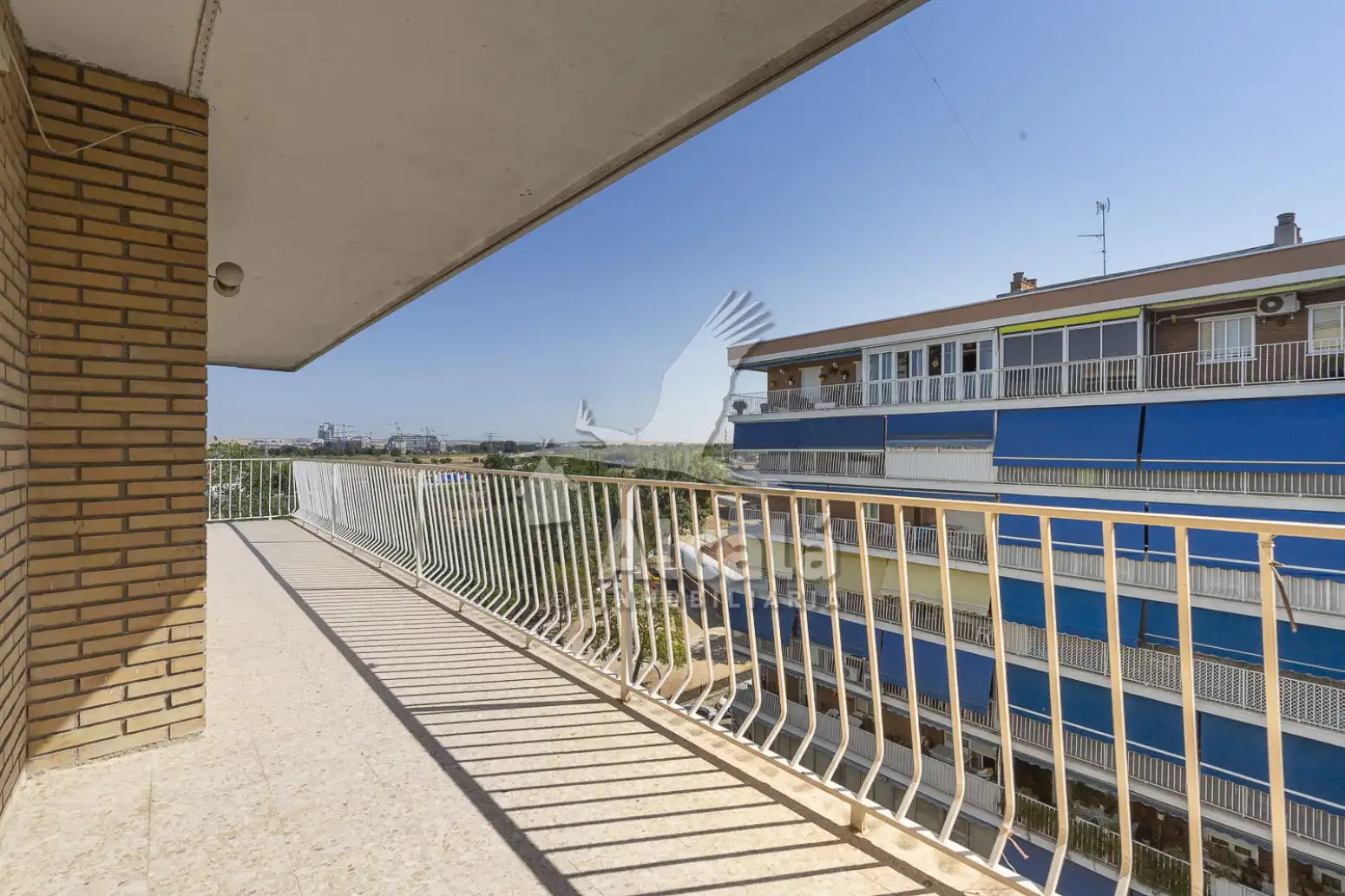Terraza de Piso en venta en Alcalá de Henares con Calefacción, Parquet y Terraza
