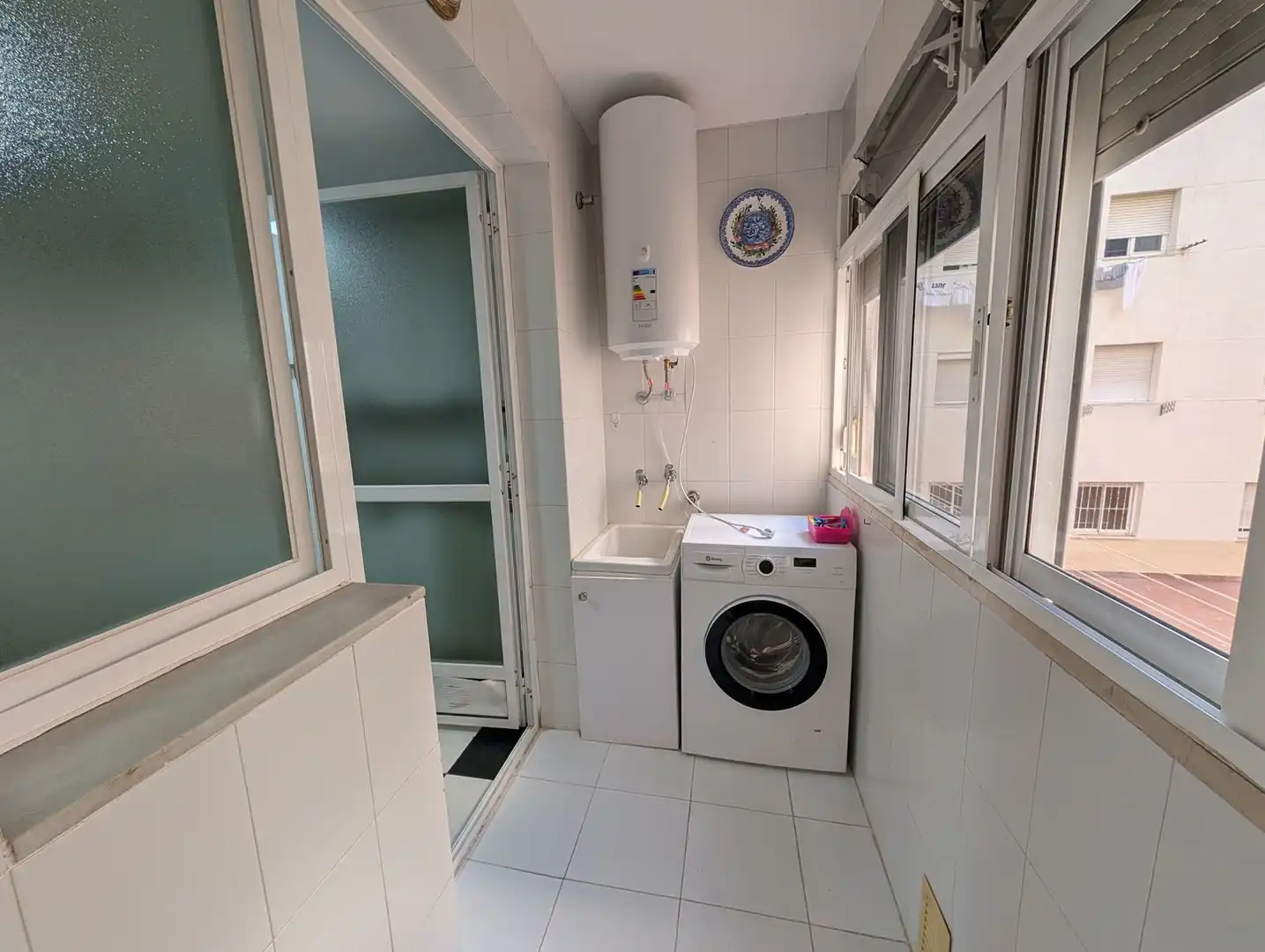 Baño de Apartamento de alquiler en Estepona con Amueblado y Balcón