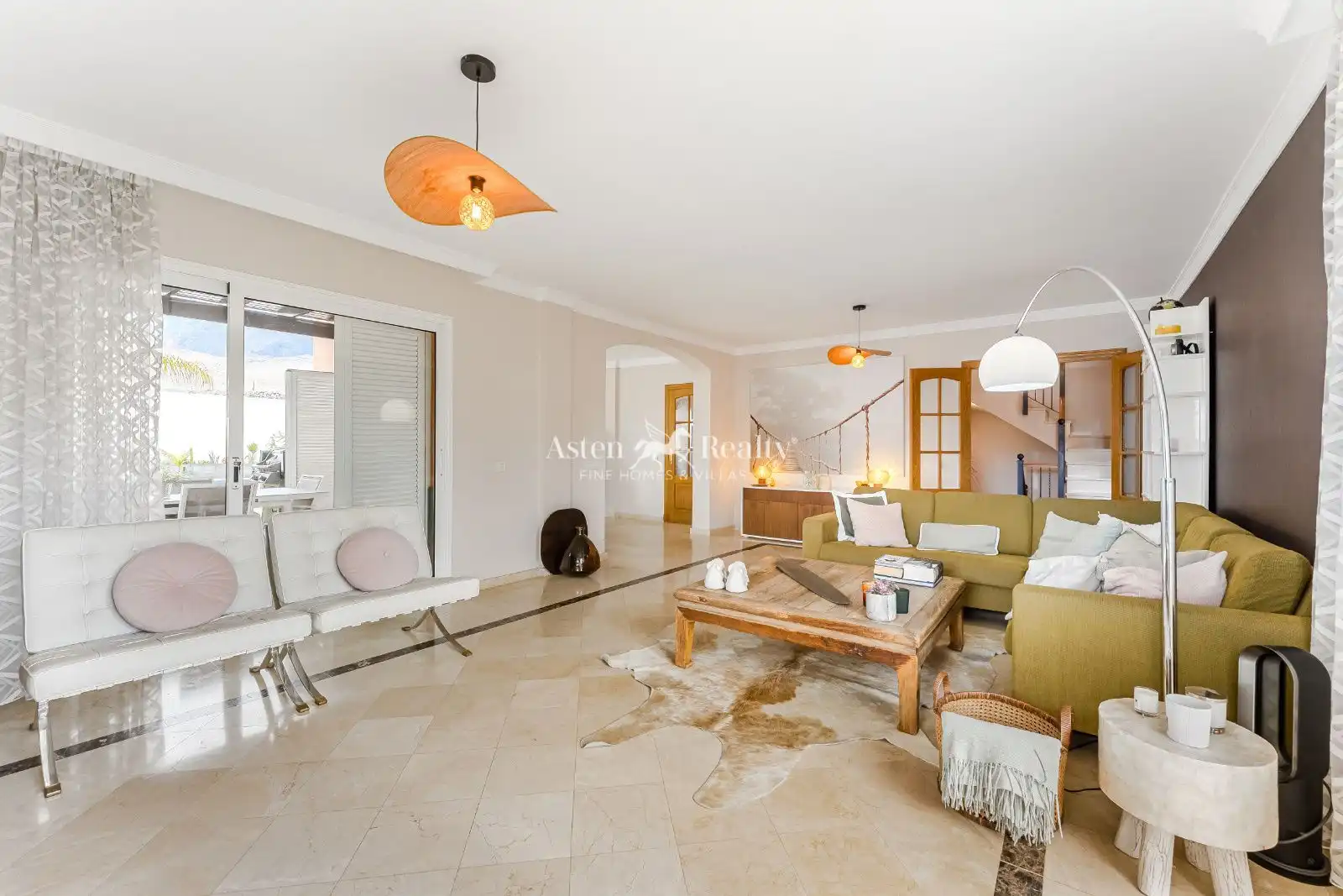 Living room of Houses for sale in Adeje  with Air Conditioner, Heating and Terrace