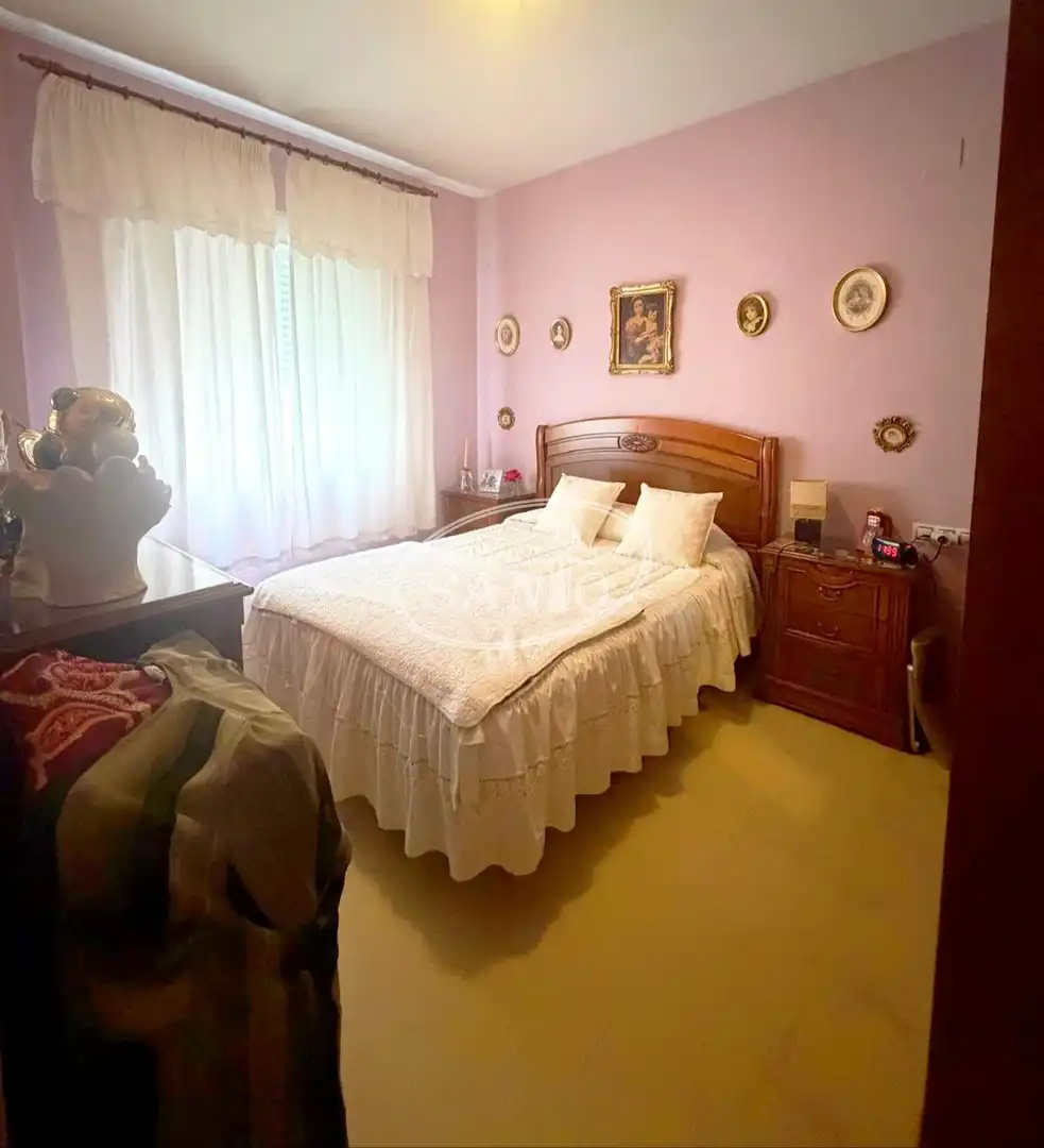 Bedroom of Flat for sale in Córdoba  with Air Conditioner and Terrace