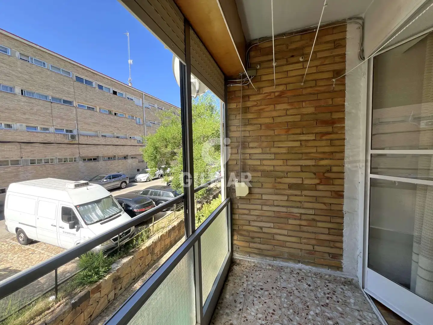 Vista exterior de Pis en venda en Madrid amb Calefacció i Balcó
