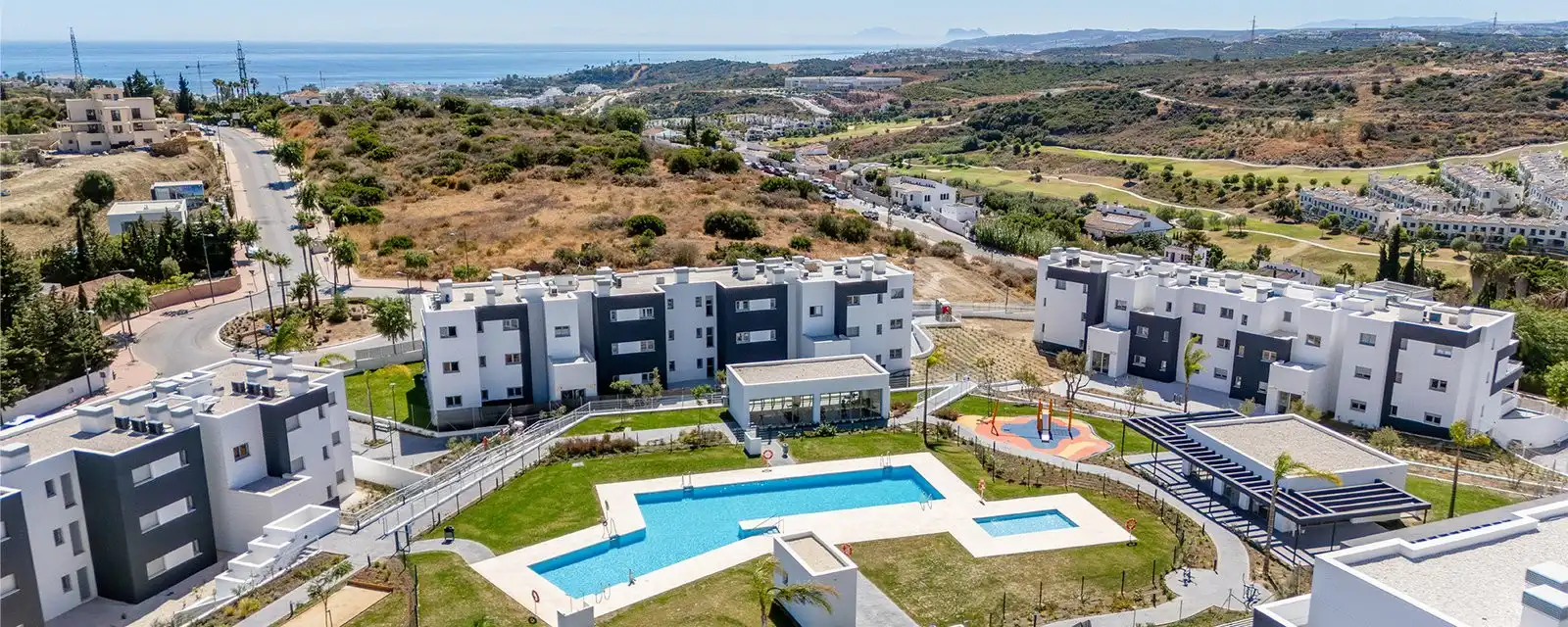 Apartament amb piscina en venda a Estepona Pueblo, imagen 2
