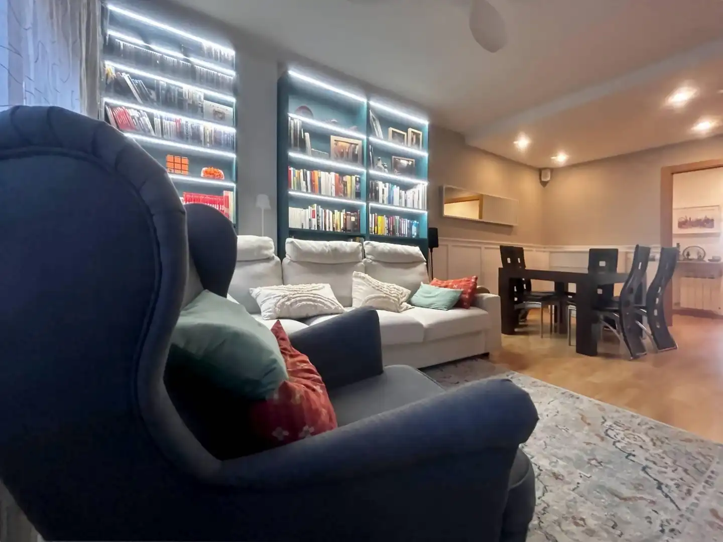 Wohnzimmer von Wohnung zum Verkauf in  Lleida Capital mit Klimaanlage, Heizung und Parkett