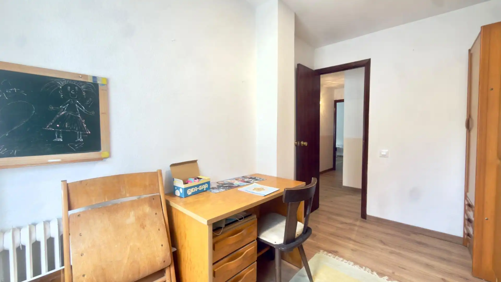 Piso en venta en A Pobra de Trives  con Calefacción y Amueblado