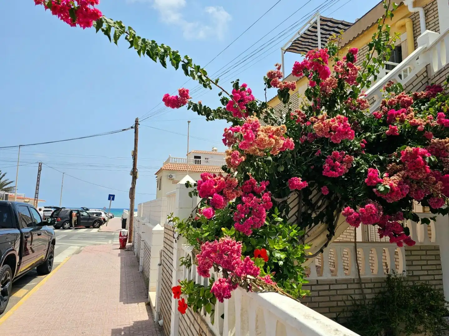 Vista exterior de Casa adosada en venda en Torrevieja amb Aire condicionat, Calefacció i Terrassa