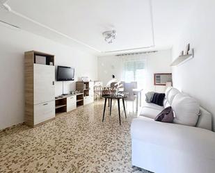 Sala d'estar de Casa o xalet en venda en Lucena amb Aire condicionat i Terrassa