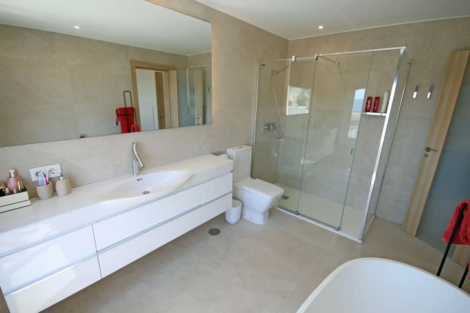 Bathroom of Detached homes for sale in Granadilla de Abona  with Air Conditioner, Private garden and Swimming Pool